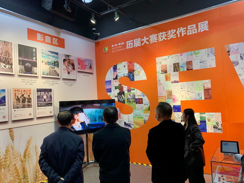 助力文藝精品,繁榮網(wǎng)絡(luò)原創(chuàng) 廣西網(wǎng)絡(luò)文學(xué)大賽主題展在邕開(kāi)幕